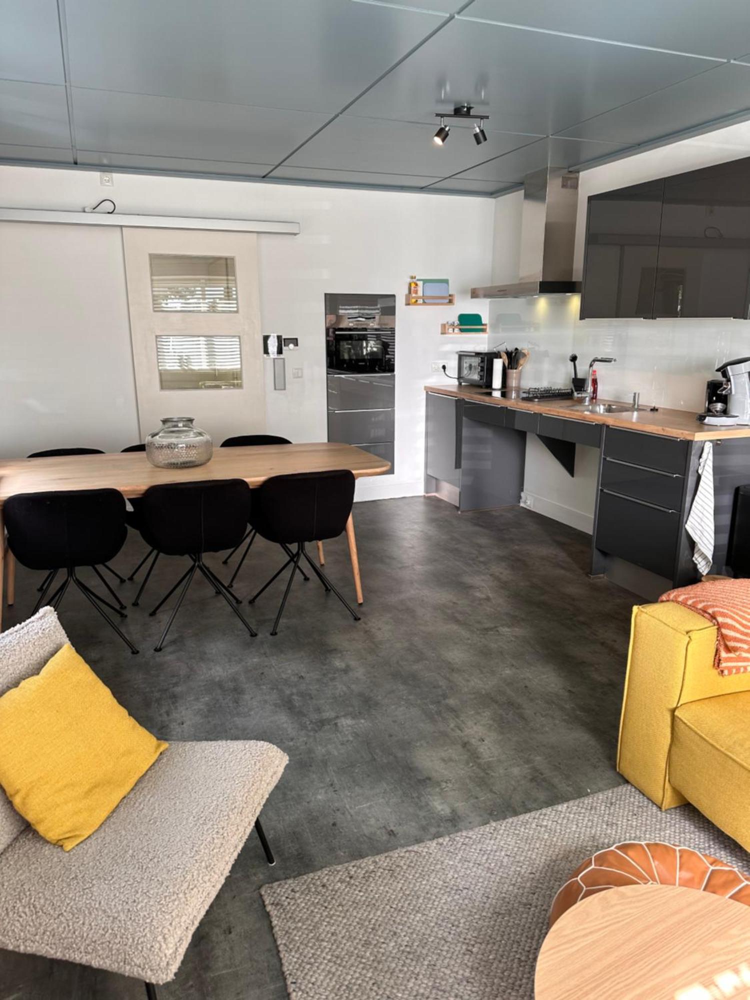 B&B Het Kleine Huisje 埃曼 外观 照片